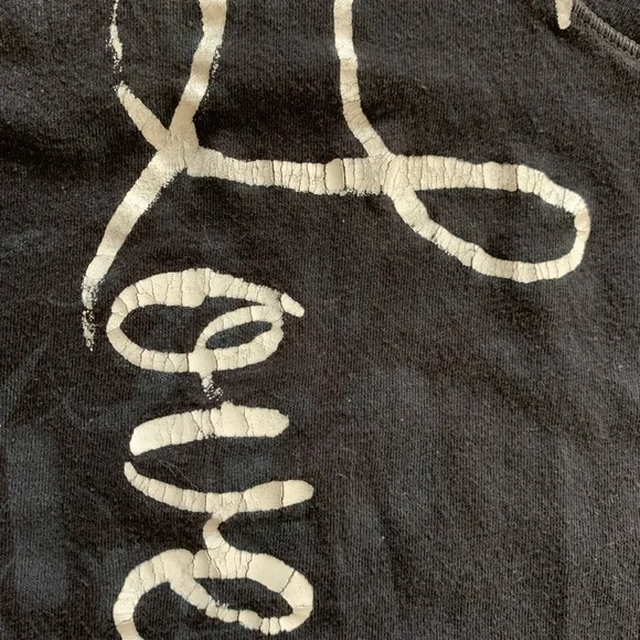 🛑 SOLD! 🛑 American Eagle. Black V-Neck T-Shirt with White Graphic. Size medium. - Picture 3 of 12